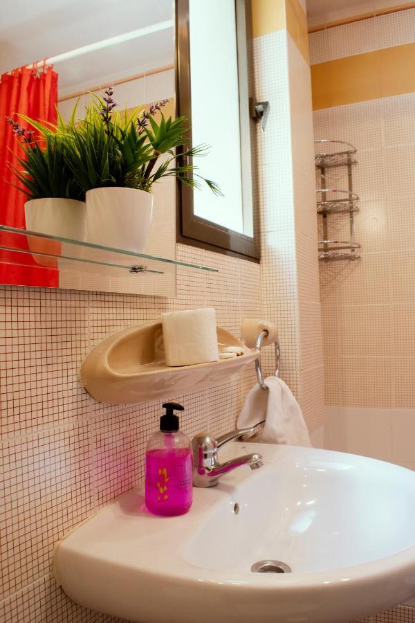 Apartamentos Sleep in Madrid Buitenkant foto